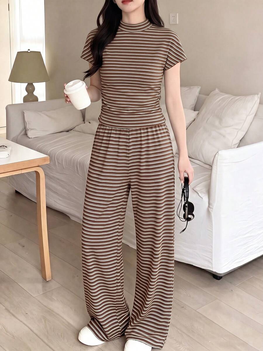 SHEIN 少女针织条纹圆领短袖修身T恤和配套修身裤套装，休闲百搭 - 咖啡棕 - 查看 1