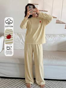 DAZY Conjunto de pijama holgado de 2 piezas con estampado de manzana y rayas para mujer - Amarillo - View 3