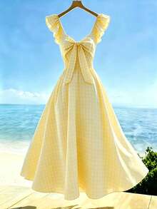 SHEIN Franclia Đầm nghỉ mát lãng mạn kiểu Pháp dành cho nữ, Đầm maxi tay bèo nhún, Đầm maxi không tay, Đầm tay ngắn, Đầm hè, Đầm maxi dáng chữ A cổ chữ V bèo nhún kẻ caro vàng trắng, Đầm maxi xòe kẻ caro vàng nhạt, Đầm maxi dài thướt tha dây bèo nhún, Đầm kẻ caro mùa hè, Đầm kẻ caro vàng trắng cho kỳ nghỉ biển, Đầm viền bèo nhún kiểu dã ngoại, Đầm cô gái thôn quê, Đầm cổ chữ V màu vàng nhạt mùa hè thường ngày, Trang phục mùa hè dành cho nữ. - Vàng nhạt - Xem 2