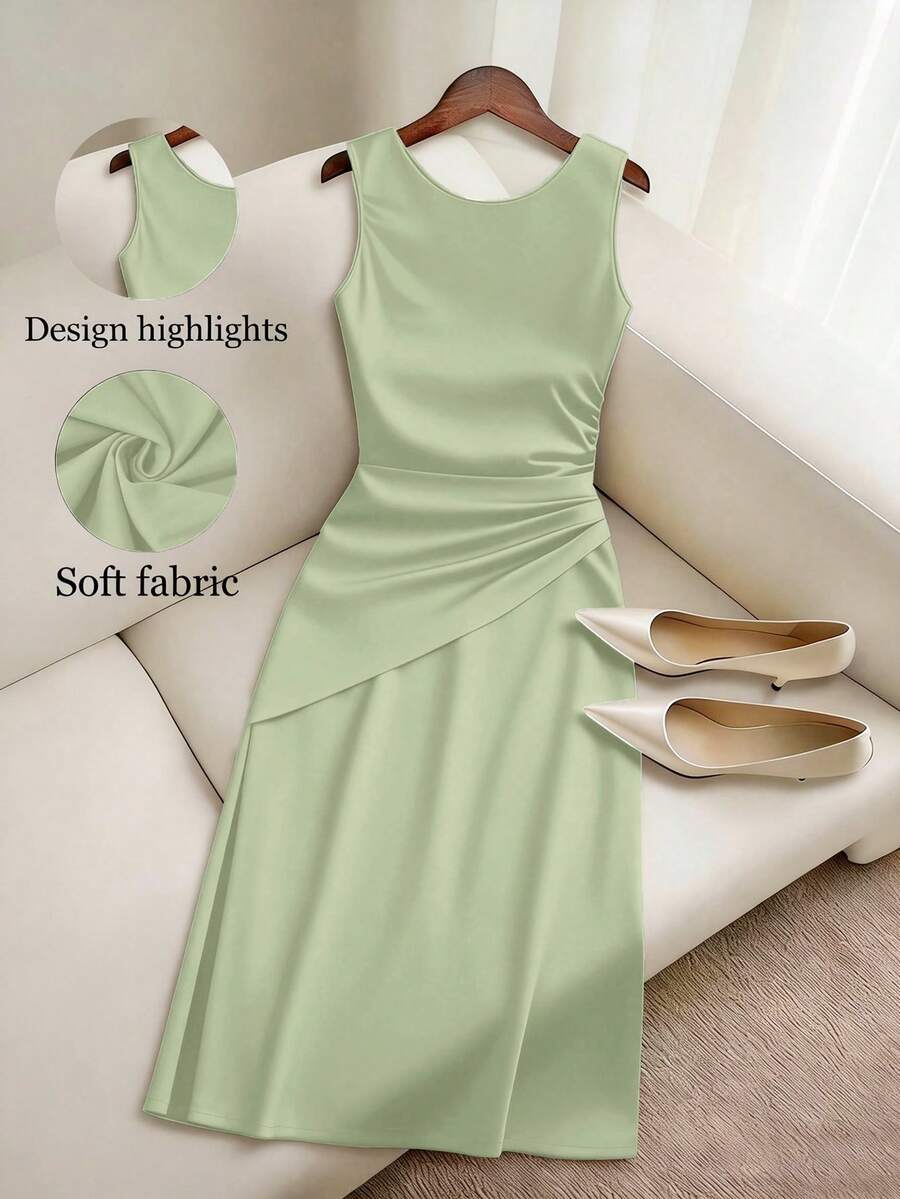 GlowEve CURVE Plus Size Women Solid Color Round Neck Ruched Waist Elegant Party Dress - Green - View 1