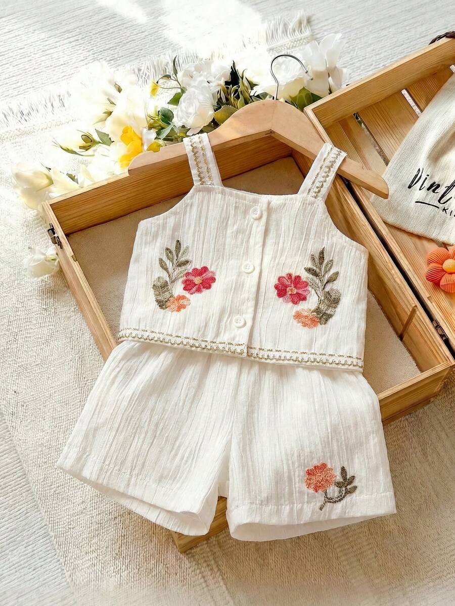 SHEIN Baby Girls' Tank Top 2-Piece Set,Cream White Cute Countryside Style Floral Embroidery Pattern Outfit For Summer Vacation Spring Outings