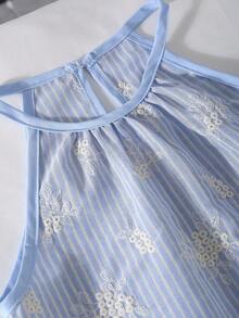 SHEIN Áo croptop không tay dáng rộng thời trang thường ngày cho bé gái, phối cùng quần ống đứng dáng rộng kẻ sọc kiểu boho, trang phục mùa hè cho bé gái. - Màu xanh nhạt - Xem 9