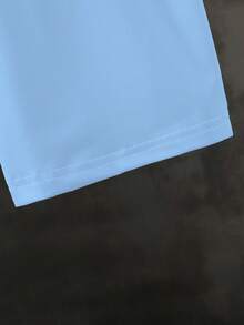 SHEIN 一套男童夏季新款蓝白撞色米兰诺字母印花短袖短裤套装，时尚撞色米兰诺意大利字母印花休闲运动两件套，舒适百搭日常穿着套装 - 彩色 - 查看 7