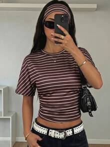 SHEIN Camiseta casual corta de manga corta con cuello redondo, cintura ceñida y fruncida, de punto blanco para adolescentes - Multicolor - Ver 1