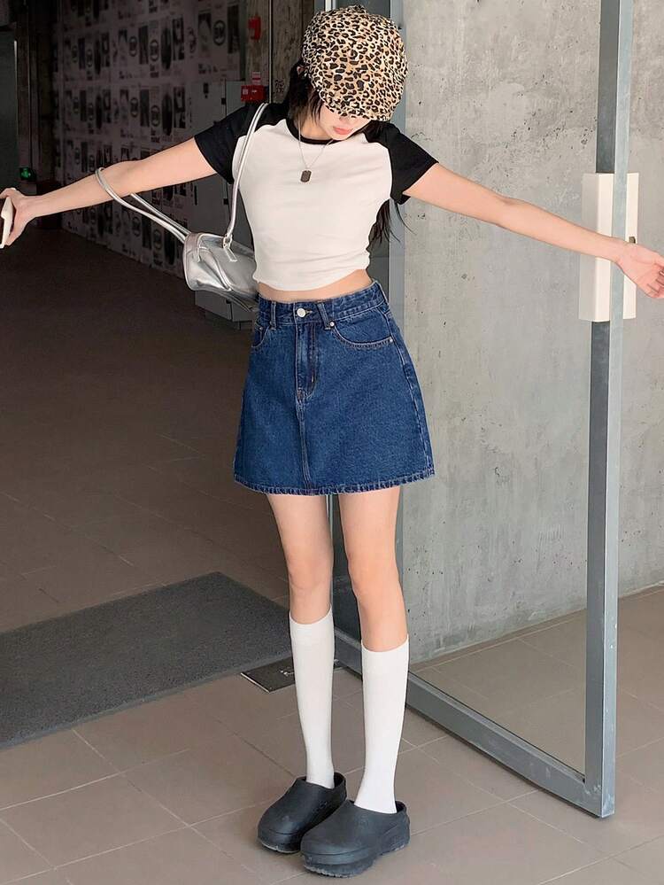 Women's Casual Daily Commute Minimalist High Waist Denim Mini Skirt, Summer