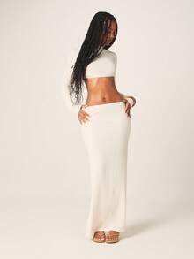 MISSGUIDED Vestido largo de manga larga con textura en color blanco con corte en la cintura y detalles de adorno con cristales de diamante para ocasiones de fiesta de noche - Albaricoque - Ver 1