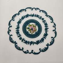 1 pieza/4 piezas Tapete de mesa de poliéster, decoración bordada para mesa de comedor, aislamiento térmico, anti-arañazos, anti-polvo, adecuado para bodas, fiestas, regalos, cumpleaños, Navidad - Beis - Ver 6