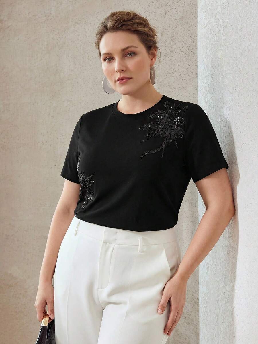 MOTF PREMIUM PLUS SIZE DELICATE FLORAL EMBROIDERY KNIT ELASTIC PURE COTTON T-SHIRT, SUMMER - Black - View 2