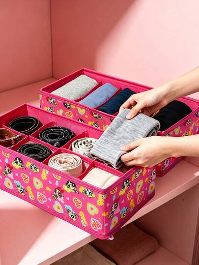 THE POWERPUFF GIRLS X SHEIN 1件/1套可折叠多隔层衣柜收纳袋，用于存放内衣和袜子。防尘设计，非常适合放在床下、橱柜顶部、抽屉里，或作为轻便的床边收纳袋。非常适合整理内衣、袜子、床上用品、折叠衣柜、房间装饰、卧室用品和夏季衣物。花朵、泡泡、毛茛花图案。