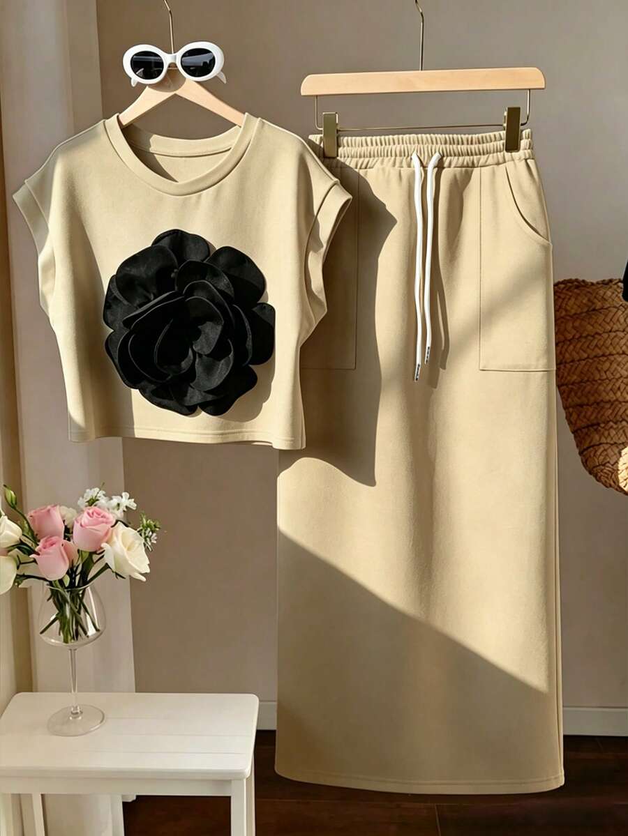 Franclia 女士夏季短袖宽松3D印花白色上衣和白色直筒长裙简约通勤休闲两件套 - 卡其色 - 查看 1