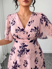 SHEIN Elenzya 大码优雅印花连衣裙，夏季 - 淺粉色 - 查看 6