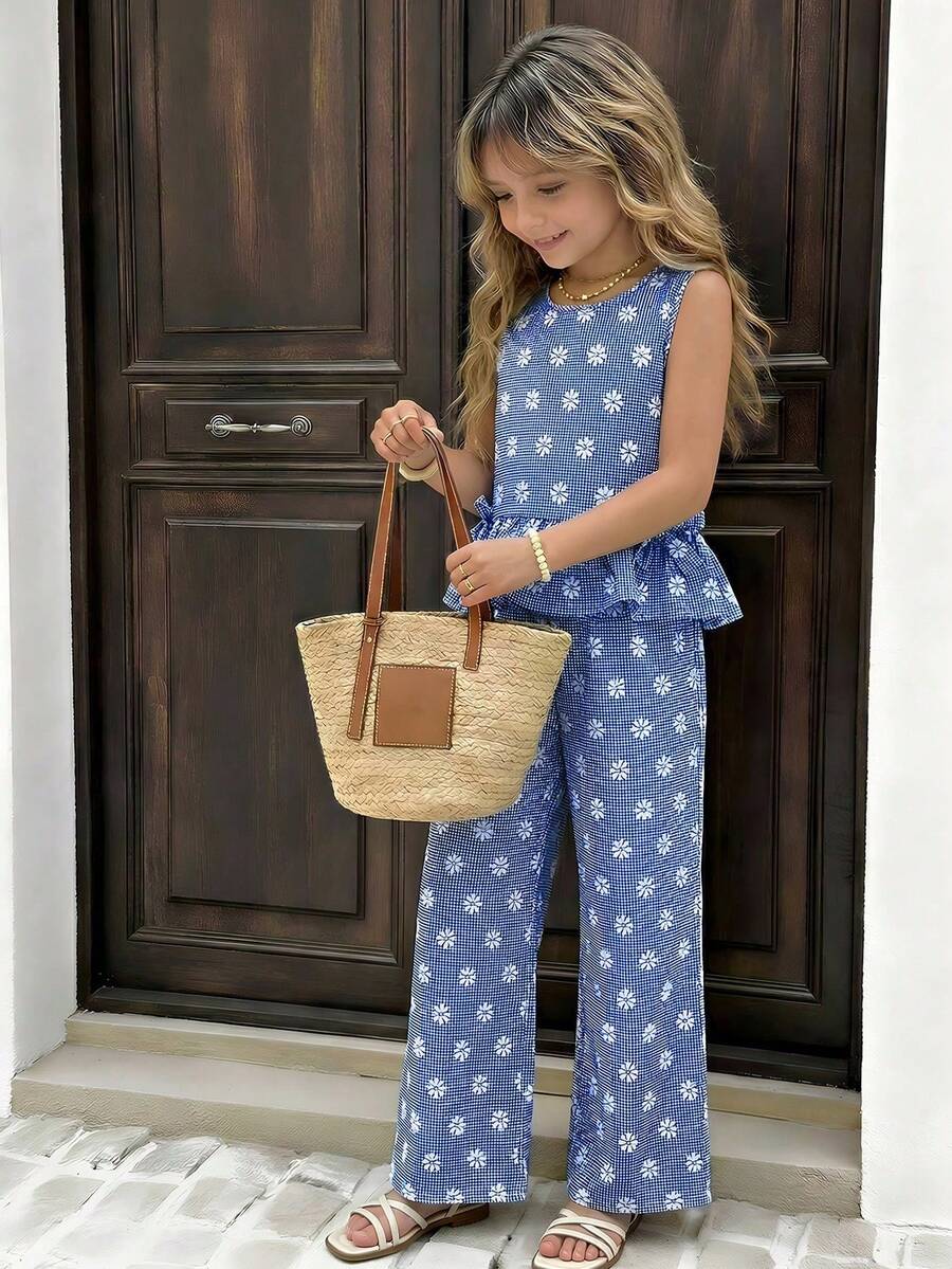 SHEIN Elladie kids 2件套女童时尚可爱3D蝴蝶结无袖上衣和七分裤套装，适合日常穿着、度假、野餐、郊游等多种场合，春夏新品上市 - 藍色 - 查看 1
