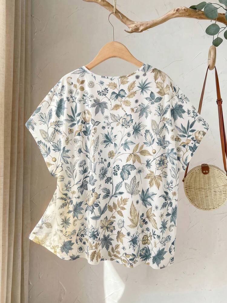 Plus Size Casual Floral Print Batwing Sleeve T-Shirt