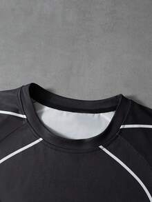 PAVTROS Men's Contrast Color Round Neck Short Sleeve T-Shirt And Shorts Casual Daily Outfit - Black - View 5