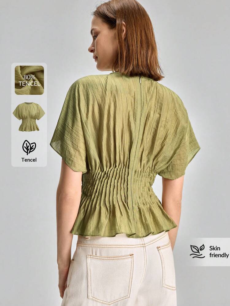 2026SS Summer New Women's Loose Fit Solid Color Military Green Blouse, Pleated Waist X-Shaped Top, Minimalist Elegant Urban Chic Design, Suitable For Outings, Vacations, Parties, Dates, Weddings, Office, School, Fashion Versatile Women's Shirt,All-Match Wardrobe,Pleated X-Shaped Design,Waist-Defining,Summer Top