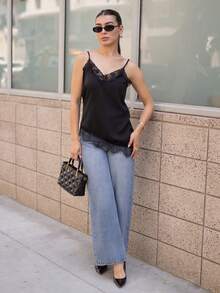 Andrea Bello 女士性感蕾丝拼接不对称吊带背心，春夏款 - 黑色 - 查看 3