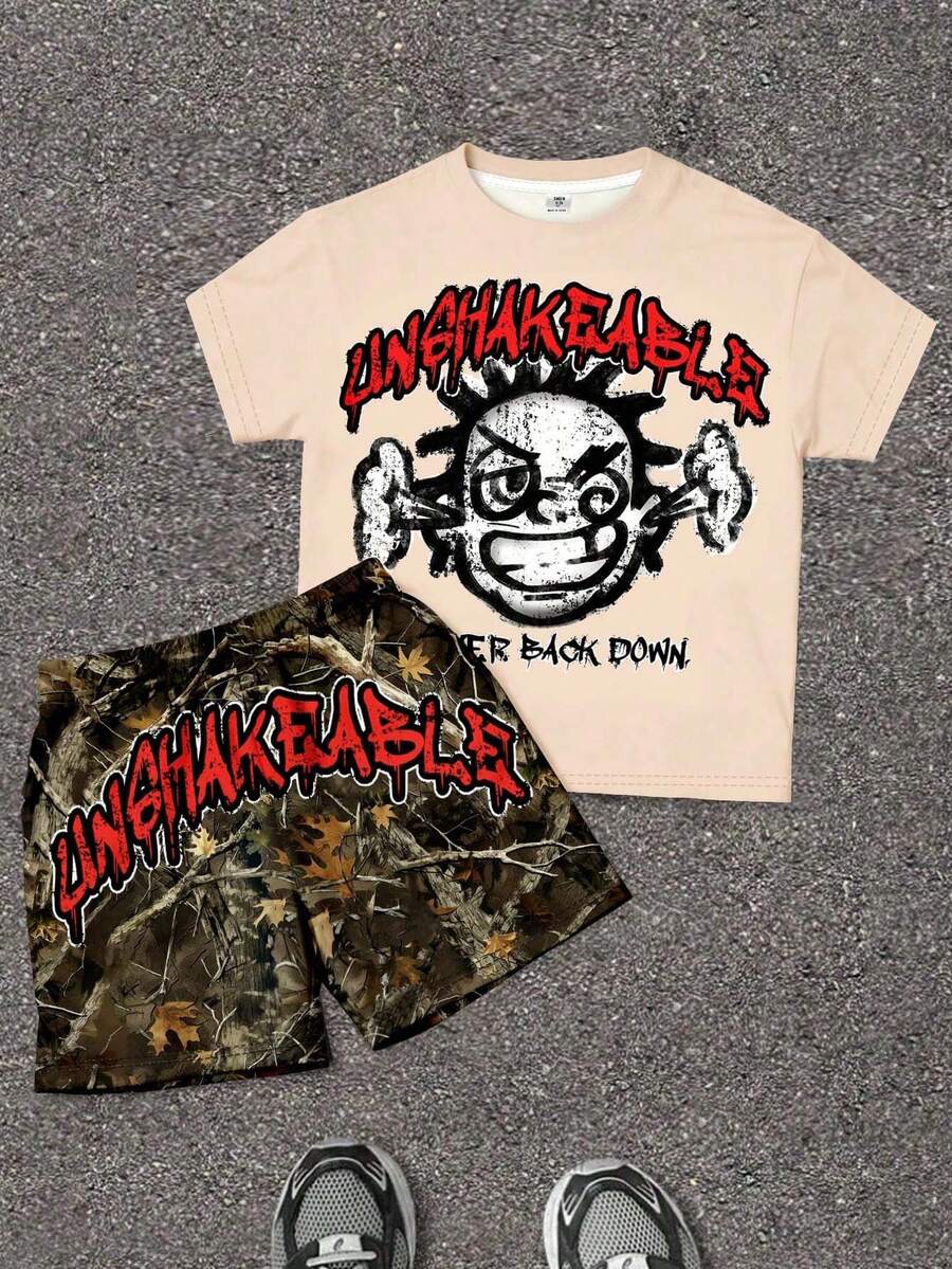 SHEIN 男嬰休閒米色夏季海灘T恤套裝，Unshakable圖案T恤與迷彩短褲，兒童2件式極簡穿搭，復古工裝迷彩男童服飾 - 彩色 - 查看 1