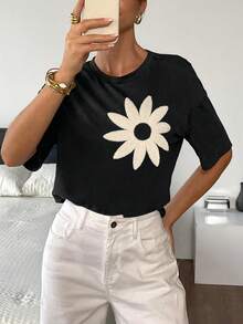 Serisse Women's Round Neck 3D Floral Pattern Casual Versatile Daily Wear T-Shirt - Black - View 7