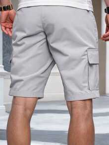 Manfinity Homme 男士休闲弹力腰多口袋工装短裤，适合日常休闲穿着、周末外出、旅行、与朋友聚会等场合。这款百搭短裤是男士衣橱必备单品，也是送给男友或丈夫的绝佳礼物。 - 淺灰色 - 查看 3