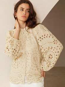 Nueva llegada Otoño Estilo francés Casual Blusa de manga larga con bordado, pliegues y calados en la parte delantera - Beis - Ver 6