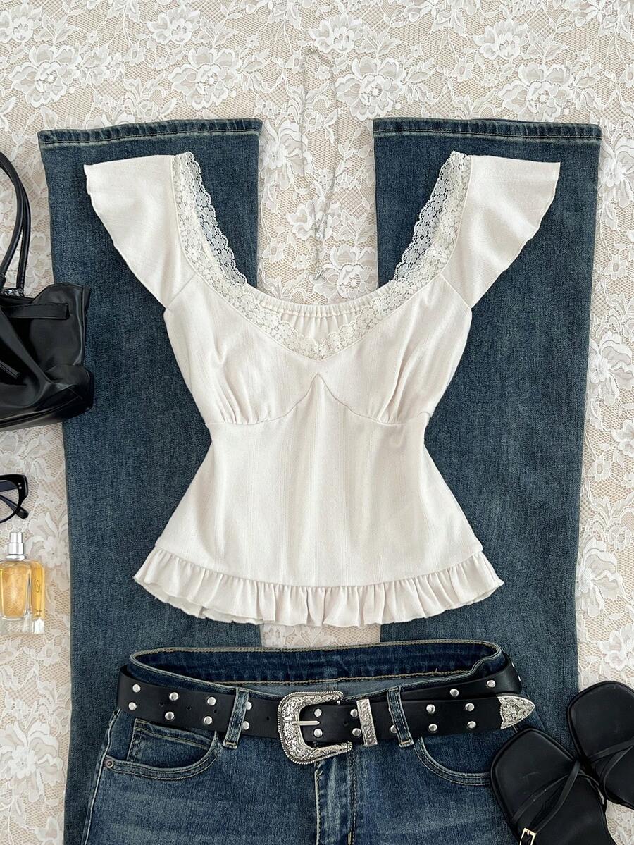 Flirla Áo thun nữ mùa hè dệt kim jacquard viền ren trang trí, cổ tròn, tay ngắn, vạt bèo nhún, dáng ôm vừa vặn, phong cách thường ngày. - Màu be - Xem 1