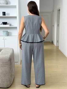 SHEIN LUNE 大码女式格子荷叶边吊带背心和裤子休闲两件套 - 黑與白 - 查看 3
