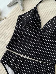 SHEIN Bộ bikini hai mảnh họa tiết hoa màu vàng dành cho thiếu nữ, thích hợp cho kỳ nghỉ biển, trang phục mùa xuân/hè, Ngày của Mẹ, lễ tốt nghiệp. Phù hợp cho mặc hàng ngày, đi chơi, nghỉ mát, lễ hội, phong cách thời trang cho các cô gái, trang phục thường ngày, phong cách mới, lễ hội trường, trang phục thoải mái, trở lại trường, áo thun kiểu nữ tính. - Đen và trắng - Xem 3