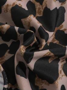 SHEIN Swim Traje de baño con estampado tropical y patrón de leopardo sexy como ropa de playa, para el Día de San Valentín - Marrón - Ver 7