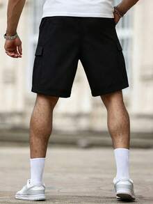 Manfinity Homme 男士素色休閒工裝短褲，適合日常穿著與度假 - 黑色 - 查看 2