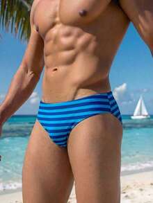 Manfinity Swimmode 男士条纹泳裤，适合夏季度假和海滩穿着 - 彩色 - 查看 3