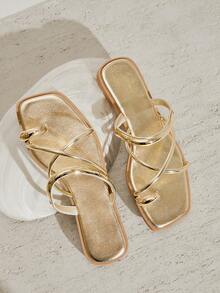 SHUZIA Women's Comfortable Gold Metal Toe Ring Slip-On Flat Sandals - Gold - View 6
