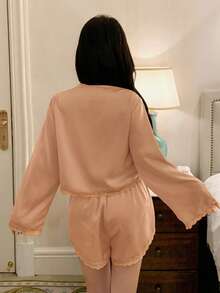 DAZY Set Piyama Wanita 2 Potong: Atasan Camisole Satin dengan Hiasan Renda dan Celana Pendek Super Pendek - Unta - View 2