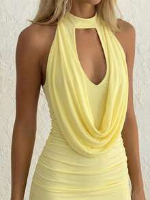 Nuevo vestido mini ajustado sin mangas con cuello asimétrico drapeado de malla para mujeres jóvenes sexy en color marrón, adecuado para mujeres, fiestas, bodas, vacaciones, unicolor - Amarillo claro - Ver 5