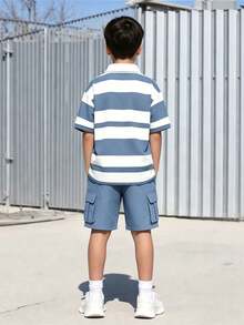 SHEIN Casuvi Kids 男童春夏短袖Polo衫和长裤两件套，时尚针织条纹动物纹印花，休闲舒适大口袋长裤，百搭户外服装 - 彩色 - 查看 2