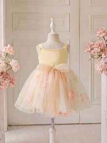 SHEIN Glamorique Kids Đầm dự tiệc không tay cho bé gái màu mơ, chất liệu lưới thêu họa tiết và có nơ trang trí, chân váy xòe bồng bềnh dễ thương, thích hợp cho sinh nhật, đám cưới, lễ hội. - Màu be - Xem 2