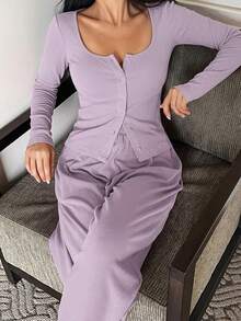 DAZY Bộ 2 món gồm áo thun dệt kim mềm mại ôm sát và quần pajama rộng rãi dành cho nữ, thích hợp mặc nhà vào mùa thu/đông và xuân. - Màu tím hoa cà - Xem 3