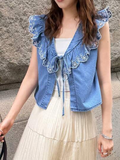 FRIFUL Women's Floral Embroidery Ruched Casual Versatile Denim Top For Daily Wear