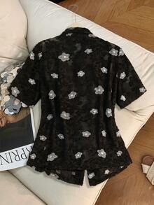 SHEIN Clasi Áo khoác blazer ngắn tay cổ chữ V thanh lịch dành cho nữ cỡ lớn, chất liệu lưới xuyên thấu, đính họa tiết, thích hợp cho mùa hè. - màu đen - Xem 2