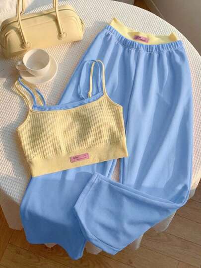 Comfortcana 2 piezas Conjunto de top sin mangas y pantalones deportivos de color contrastante, con top amarillo y pantalones azules, nueva moda primavera/verano 2026 para mujer, adecuado para la playa, vacaciones, top casual, ropa de verano, atuendo de vacaciones de primavera, ropa de primavera, elegante atuendo de vacaciones, atuendo de vacaciones en la playa, pantalones cómodos, conjunto lindo, conjunto de ropa de estar en casa de verano, ropa de verano para mujer