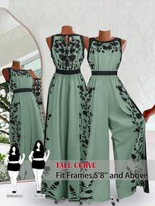 SHEIN Tall CURVE CURVE 大尺碼女款高個子女孩鼠尾草綠夏季優雅婚禮賓客數位印花扭轉前襟無袖高腰休閒連身褲套裝 - 綠色 - 查看 2