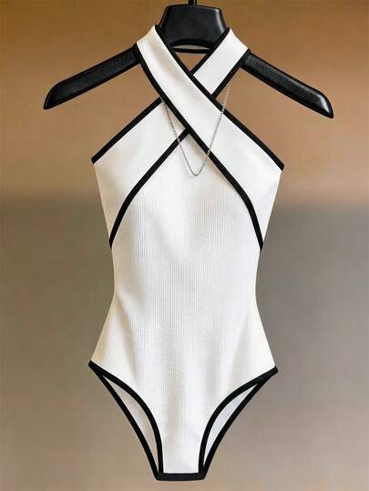 SHEIN Franclia 女士优雅休闲黑白撞色交叉露背连体衣 – Y2K 无袖罗纹高衩修身连体衣，休闲夏季穿搭，完美适用于海滩度假、派对、健身和日常穿着。Y2K 夏季度假穿搭，是海滩度假、派对和日常休闲风格的理想之选。