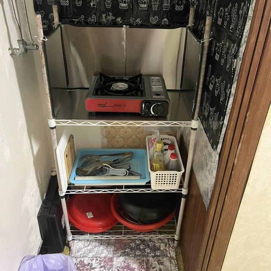 SHEIN 1 件不锈钢厨房防油溅罩 - 金属防溅保护罩 - 炉灶隔热挡板 - 不粘油挡板 - 厨房烹饪小工具