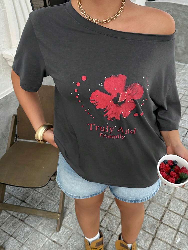 Dazy Plus Plus Size Scoop Neck Off-Shoulder Loose Floral Print T-Shirt, Blogger Street Style For Spring/Summer, Plus Size