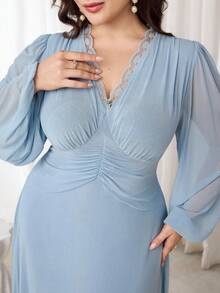 Modelyn Plus Size Women Contrast Lace V-Neck Lantern Sleeve Elegant Dress - Mint Blue - View 4