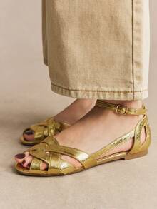 Rosivie Sandal đế bằng nữ dệt rỗng khóa cài màu vàng kim, kiểu dáng La Mã đa năng, thích hợp cho mùa hè, đi làm, hẹn hò, đi biển. - Màu vàng - Xem 3