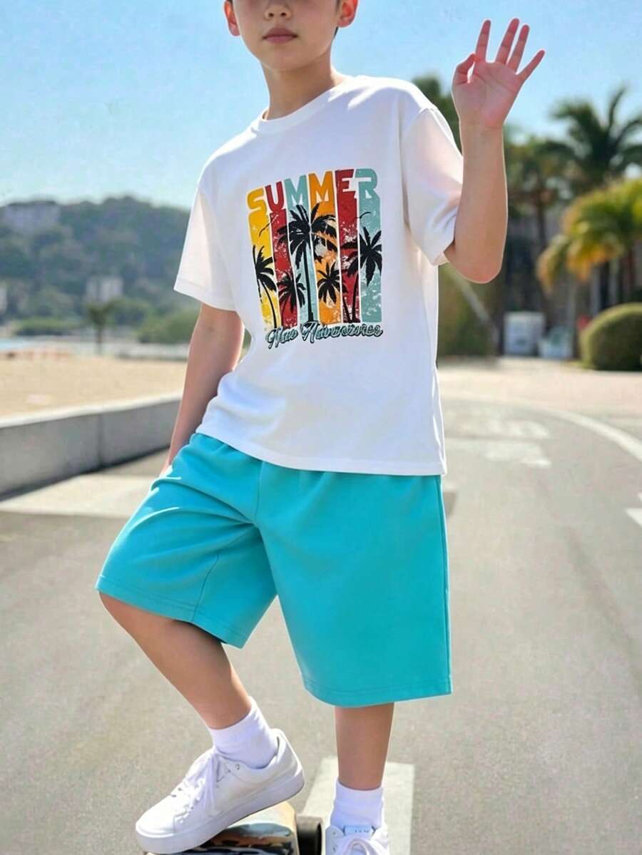 男童休闲时尚舒适两件套,男童休闲服,柔软舒适的短袖T恤和短裤运动套装,热带棕榈树图案,非常适合夏季,时尚休闲装,返校季,适合度假、户外野餐、街头摄影、校园、节日,也是送礼佳品。 - 彩色 - 查看 1