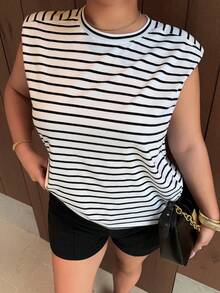 Dazy Plus Crew Neck Fashionable Striped Padded Shoulder Loose Streetwear Plus Size Women T-Shirt, Spring/Summer - Black and White - View 7