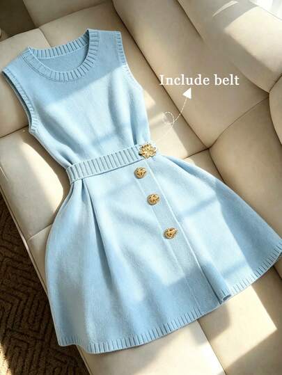 SHEIN Franclia Vestido de punto midi con cuello redondo, cintura ceñida y hebilla metálica, color azul sólido, sin mangas, para mujer, estilo casual, elegante y de vacaciones, vestido de primavera y verano, vestido elegante, vestido casual, atuendo de vacaciones de verano, vestido de punto azul para mujer