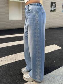 Dazy Plus Damen Loose Fit Jeans in verwaschenem Denim mit Schleife und Strass-Seitennaht-Dekor in Große Größen, geeignet für alle Jahreszeiten - Mittele Waschung - Übersicht 9