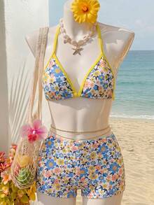 SHEIN Conjunto de bikini con top de tirantes finos y shorts con ribete de contraste con estampado floral azul para adolescentes, traje de baño para vacaciones y playa - Multicolor - Ver 3